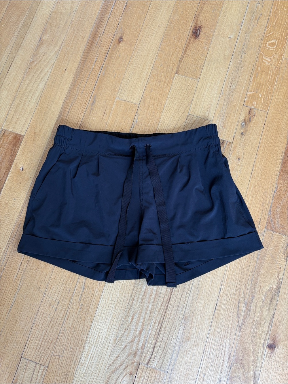 Lululemon Women’s Black Drawstring Lounge Shorts
